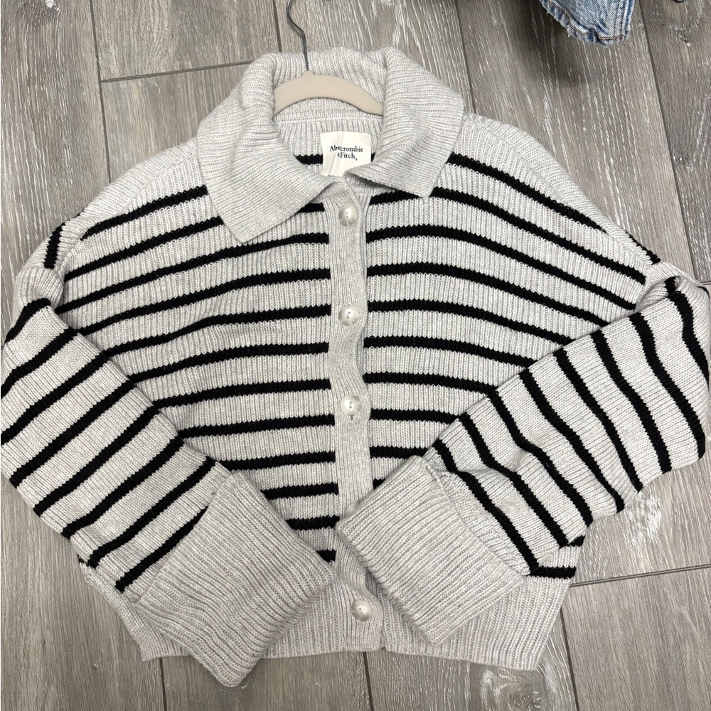 Abercrombie & Fitch Gray and Black Striped Cardigan